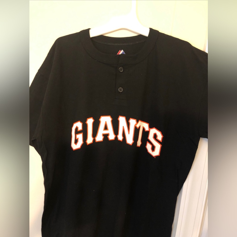MLB Baseball Men’s Size Large Giants Majestic T Shirt
